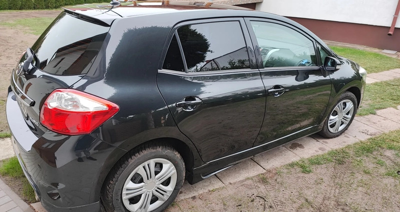 Toyota Auris cena 29900 przebieg: 158000, rok produkcji 2011 z Nidzica małe 466